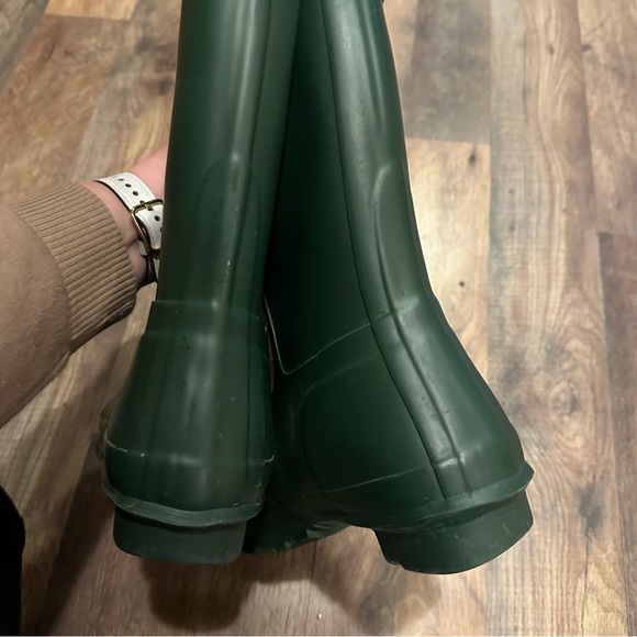 Hunter Tall Boots Green Sz 8 Includes Boot Socks - Picture 3 of 9